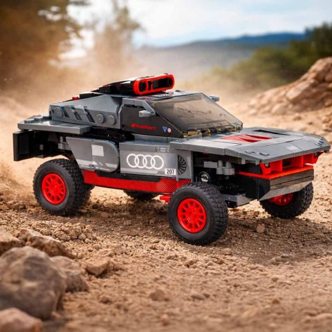 Samochód Rastar 10120 Audi RS Q e-tron 1:30 klocki 376el.